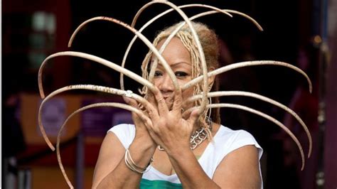 Woman With World Longest Fingernails Ayanna Williams Cut Dem Afta