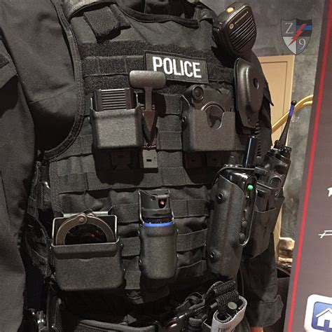 handcuff case duty belt setup bing   duty belt setup tactical gear loadout tactical gear