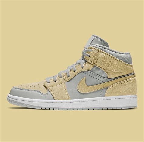 mids  dropping rsneakers