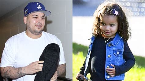 rob kardashian gushes over ‘smart and ‘funny daughter dream 3 in
