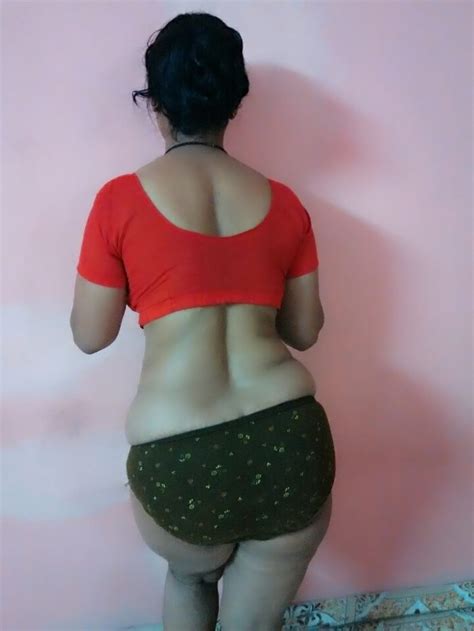 indian aunty sexy back
