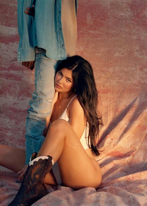 Kylie Jenner Nude And Porn With Travis Scott Leaked