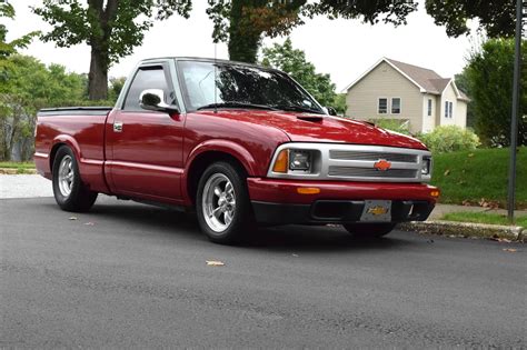 chevy  louis  lmc truck life