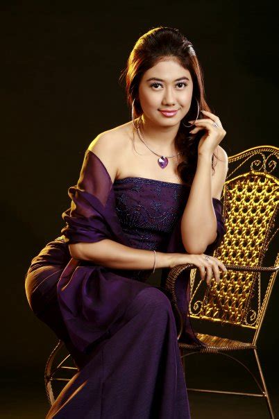 myanmar popular model and actress thinzar wint kyaw s fashion