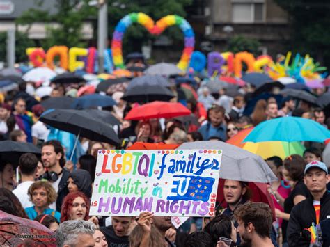 bulgaristan evli lezbiyen bir Çiftin haklarını İlk kez