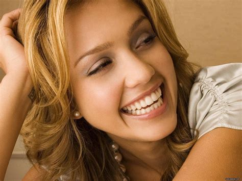 Female Laugh Hd Celebrity Smiles Jessica Alba Perfect