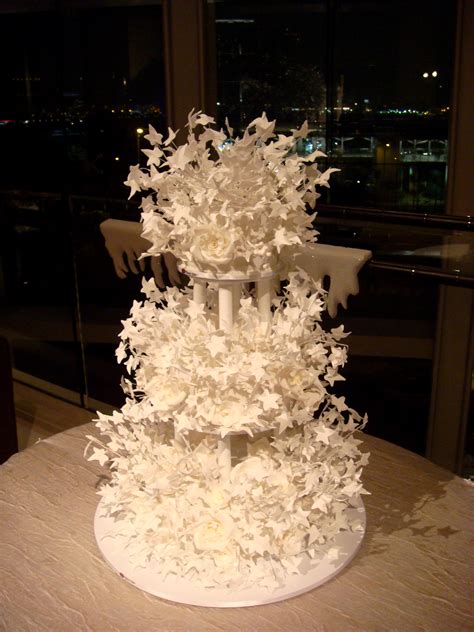 fileamazing wedding cake february jpg wikimedia commons