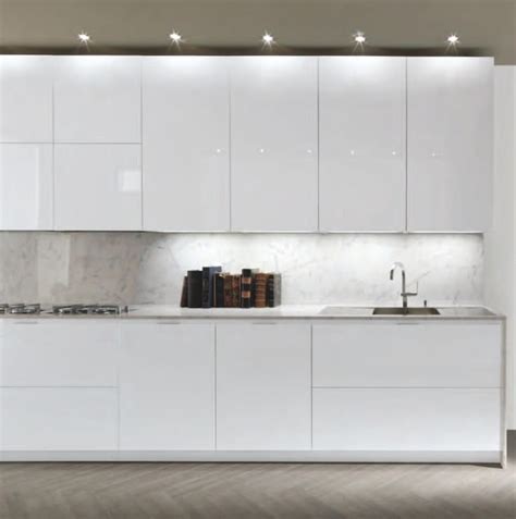frameless white high gloss doors   sleek modern  cucine