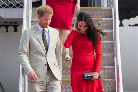 Prince Harry Wants To Take Nude Pregnancy Photos Of Meghan Markle