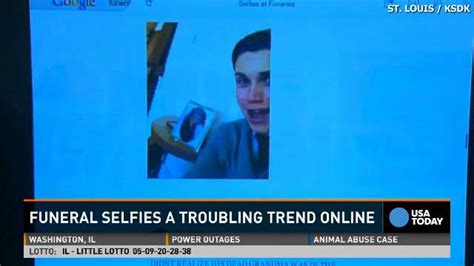 Selfie Named Word Of The Year For 2013