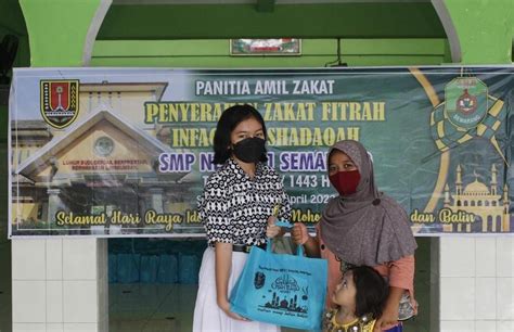 Penyaluran Zakat Fitrah Smp Negeri 1 Semarang