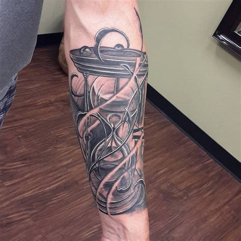 85 best hourglass tattoo designs and meanings time is