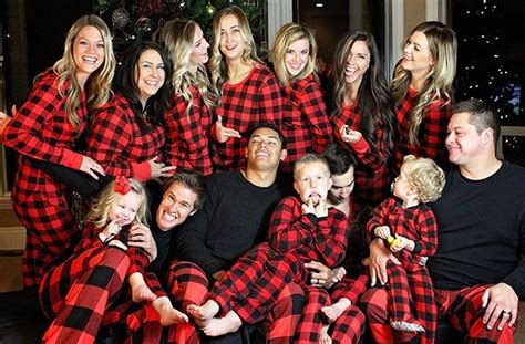 family christmas pajama photoshoot family christmas pictures family christmas pajamas