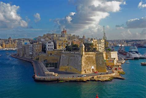 maltas capital valletta   european capital  culture