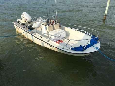 boston whaler outrage    sale   boats  usacom