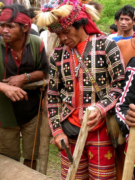 pin  beth neaman  culture lumad tribal costume filipiniana