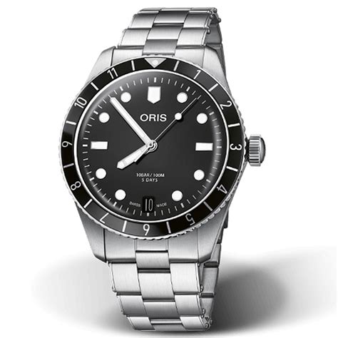 oris divers sixty   calibre  black dial stainless band