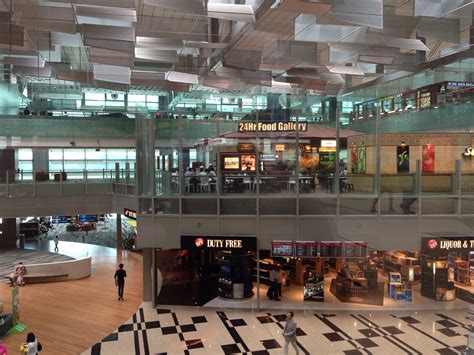 manchester airport terminal  shops