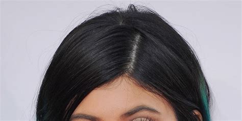 Kylie Jenner S Party Makeup Tip To Steal Self