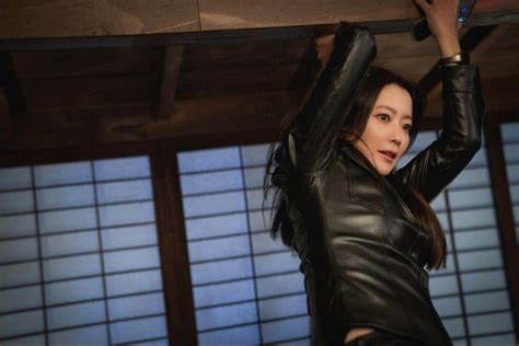 Kim Hee Sun Unjuk Skill Adegan Aksi Dalam Drama Alice Jurnal Gaya