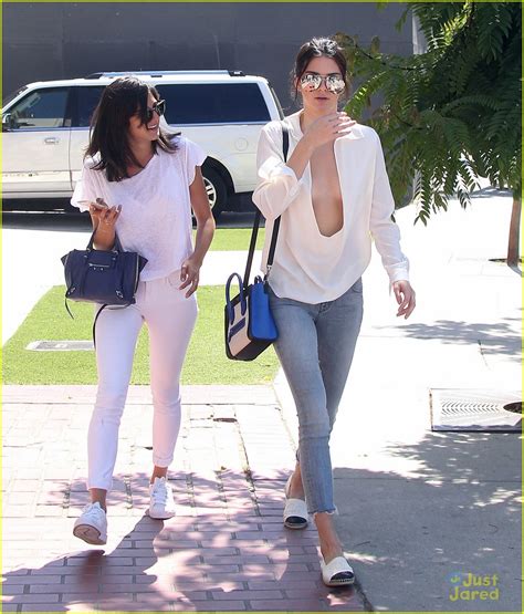 Kendall Jenner Goes Braless And Shows Off Lots Of Skin