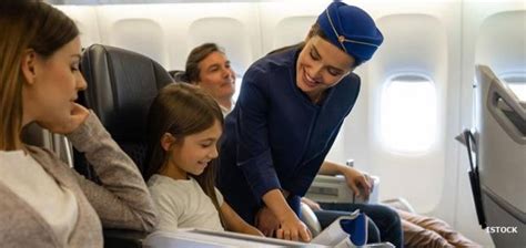 Things You Need To Know About Cabin Crew Before Pursuing