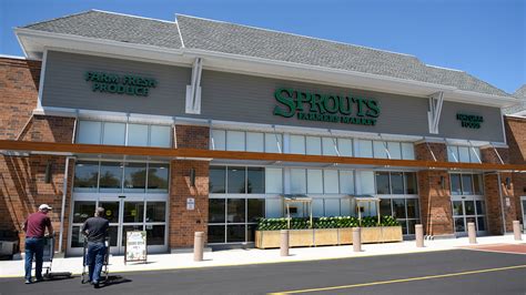 sprouts farmers market opening  marlton