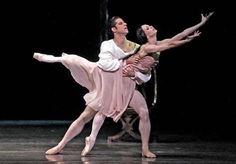 ballet theaters romeo  juliet  metropolitan opera
