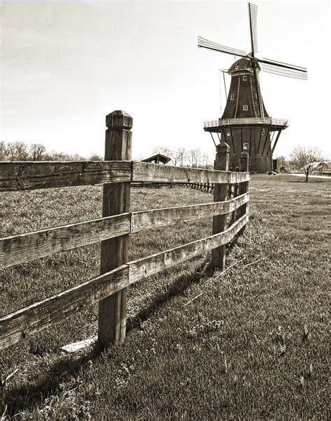 de zwaan windmill photograph  roger swieringa