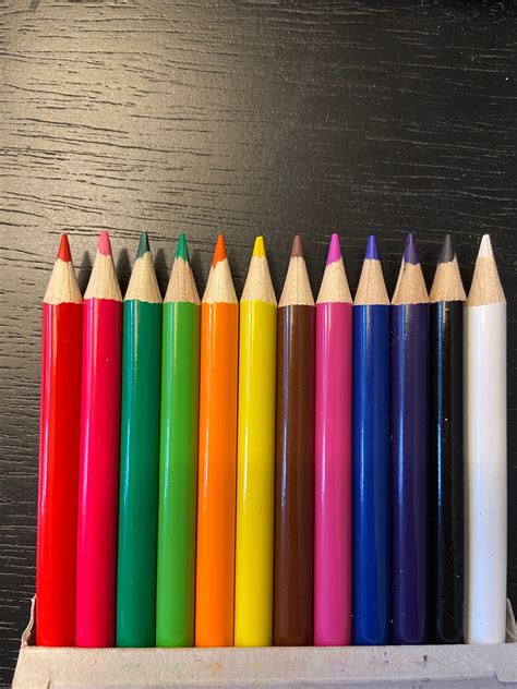 colored pencils color ri