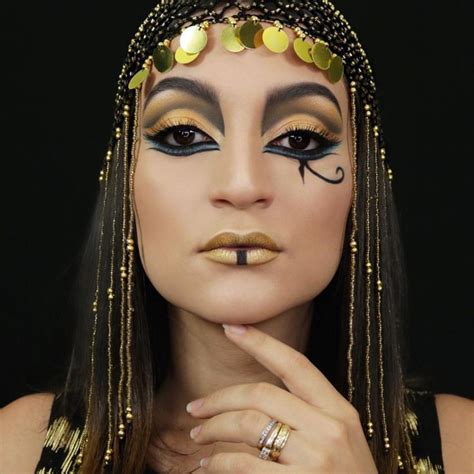 “i will not be triumphed over ” cleopatra inspired by the head piece