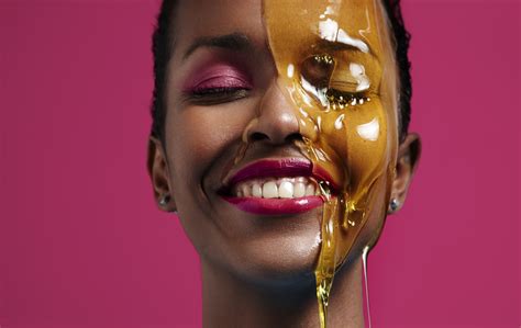Does Honey Really Have Skin Care Benefits Avenuesixty