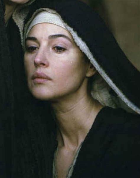 monica bellucci as mary magdalene celebrities women maría magdalena la pasion de cristo