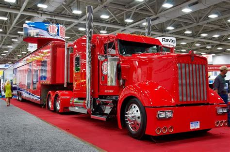 images  big rig show trucks  pinterest rigs peterbilt