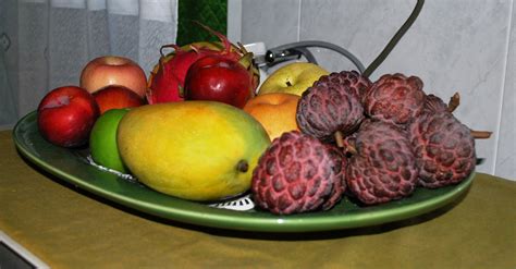 passing malaysian  fruits  health