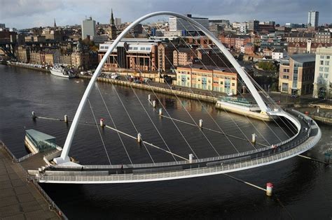 Gateshead Millennium Bridge World’s Only Tilting Bridge
