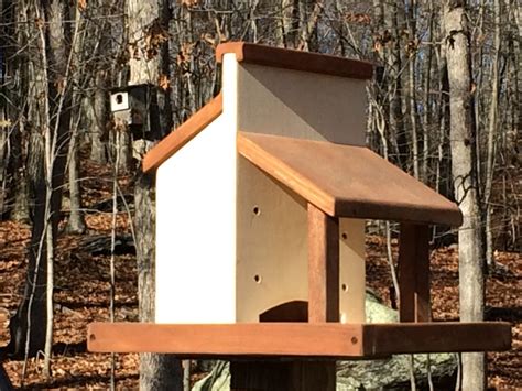 diy platform bird feeder plans   build  rustic country store
