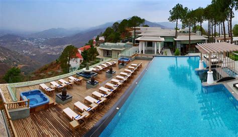 spa destinations   himalayan range  india