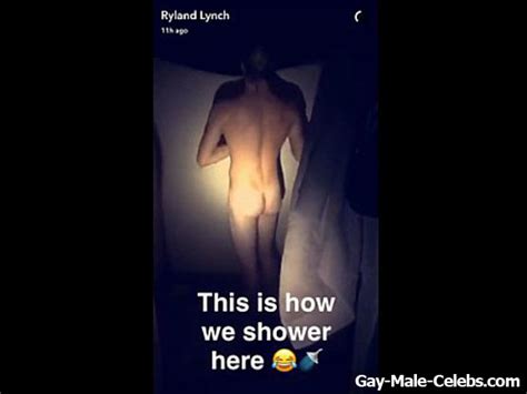 riker lynch caught flashing his nude wet ass in the shower gay male