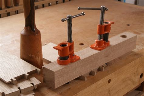 workbench clamp  perfect dovetails finewoodworking