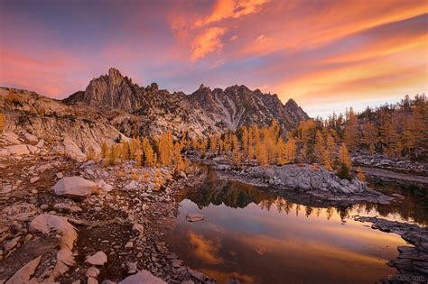 hike   week  enchantments traverse paria outdoor products