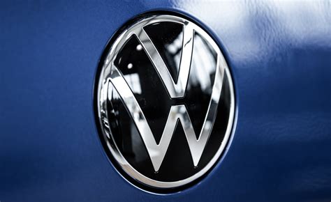 volkswagen owns  large number    luxury  sports car brands