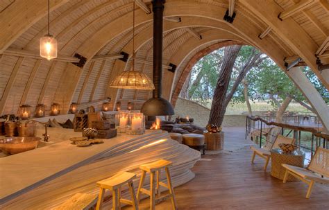 sandibe okavango safari lodge  botswana gessato safari lodge