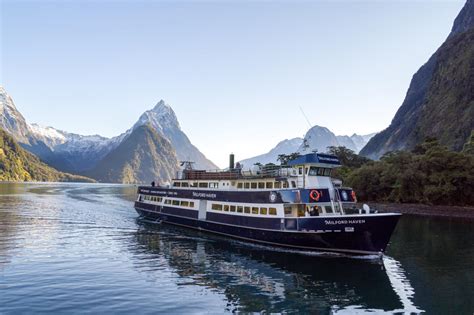 milford sound cruises official queenstown website