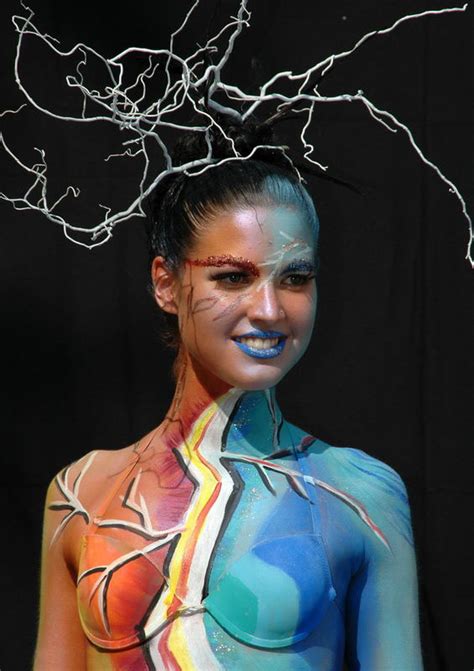 trending celebrities body painting