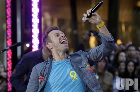Photo Chris Martin And Coldplay Perform On The Nbc Today Show At
