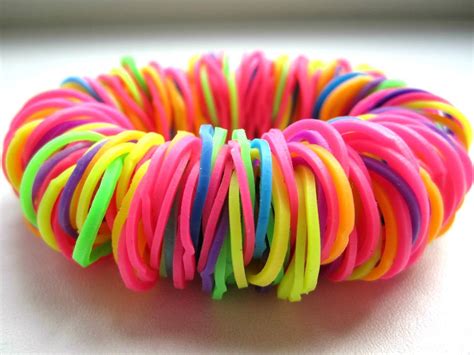 bracelets   rubber bands   ways hand