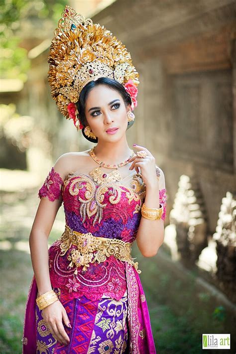 balinese indonesian women traditional dresses traditional outfits