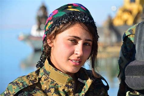 Pin On Kurdish Peshmarga At The War Against Isis