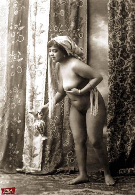 pinkfineart 30s ebony ethnic posing from vintage classic porn